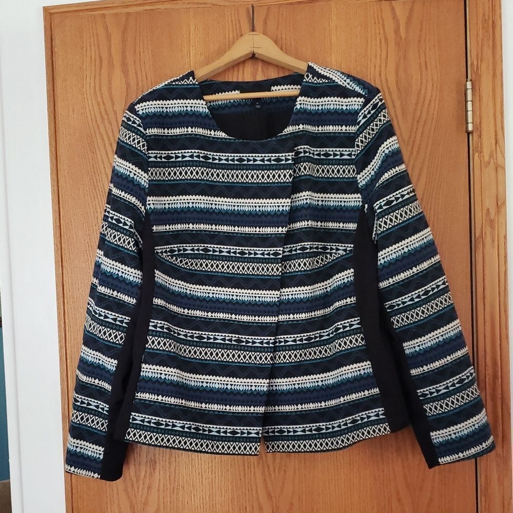 Gorgeous Lane Bryant Lined Tapestry Jacket - Blue Black White - Sz 22